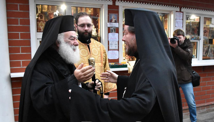 Patriarhul Alexandriei Teodor și Mitropolitul Atanasie de Cirene. Moscova, 2017. Imagine: romfea