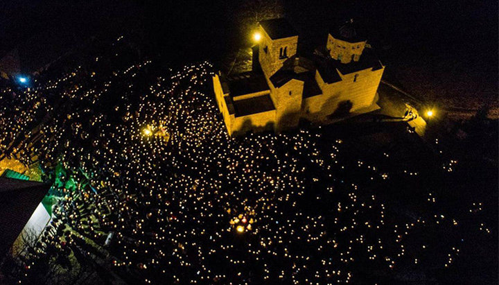 Молебень Божій Матері про захист Сербської Православної Церкви в Берані. Фото: mitropolija.com