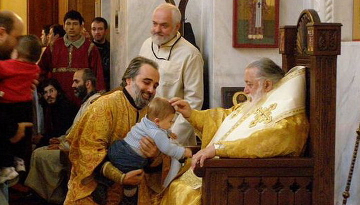 Католикос-патриарх Грузии стал крестным отцом еще 500 детей. Фото: pravoslavie.ru