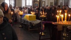 Клірики УПЦ здійснили поховання жертв збитого в Ірані українського літака