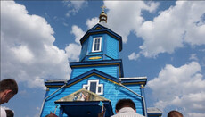 В селе Сусваль полиция не допускает верующих в храм УПЦ