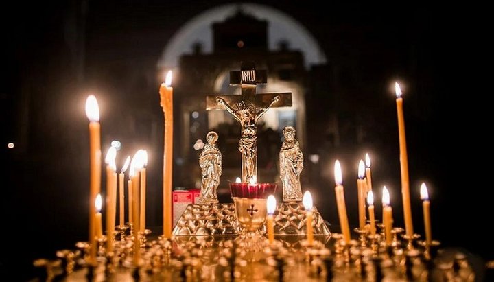 Православні відзначають особливий день поминання покійних – Вселенську батьківську суботу. Фото: foma.ru