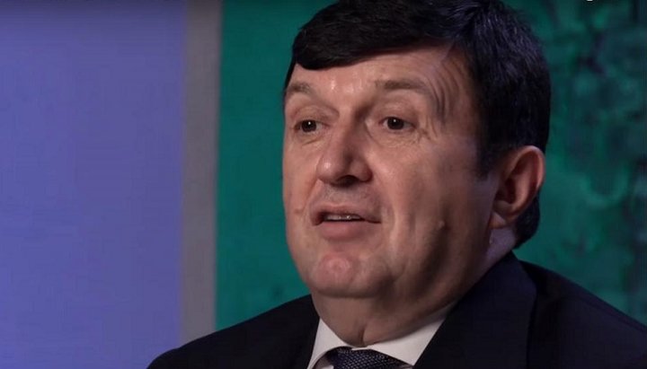 Serbian Ambassador to Ukraine Aca Jovanović. Photo: screenshot from the program “Without Gloss”, YouTube channel “STAINED-GLASS: About Faith in Colors”.