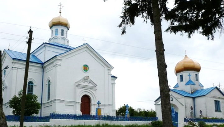 Temple and belfry in Myshev. Photo: volynnews.com