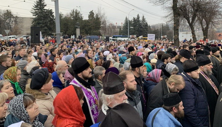 Молебен в честь Торжества Православия в Виннице. Фото: facebook.com/1kozaktv