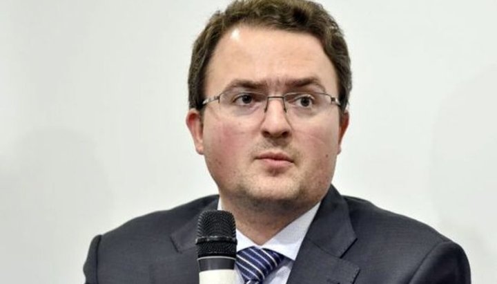 Permanent Representative of the President Anton Korinevich. Photo: krymsos.com