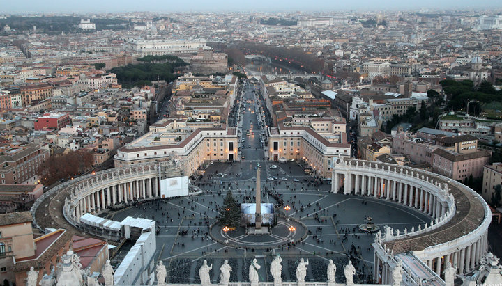 Площадь святого Петра в Ватикане. Фото: mashapasha.com