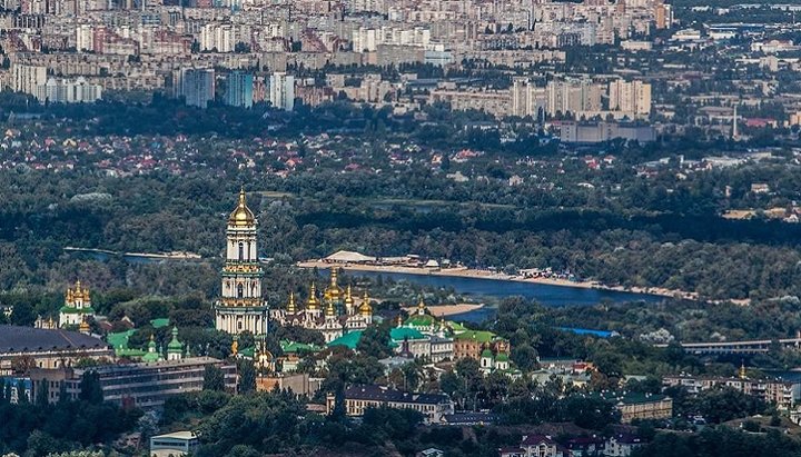  У Києві введуть режим надзвичайної ситуації. Фото: Alex Cheban, livejournal.com