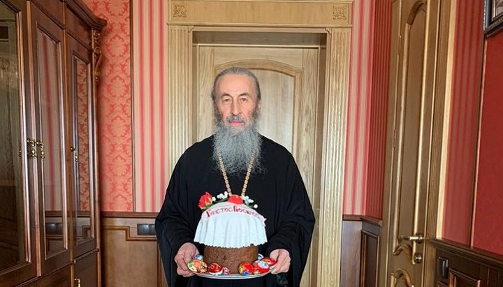 His Beatitude preparing for the celebration of the Holy Resurrection of Christ. Photo: news.church.ua