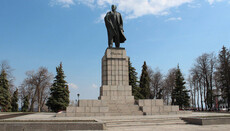 В РПЦ предложили деликатно избавиться от памятников Ленину
