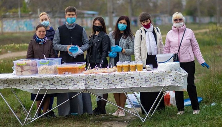 Молодіжний відділ єпархії запрошує всіх небайдужих приєднуватися до благодійної акції. Фото: сторінка Молодіжного відділу у Facebook