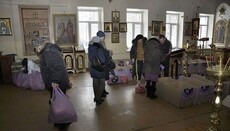 Одесская епархия вновь оказала помощь 150-ти семьям переселенцев с Донбасса и нуждающимся