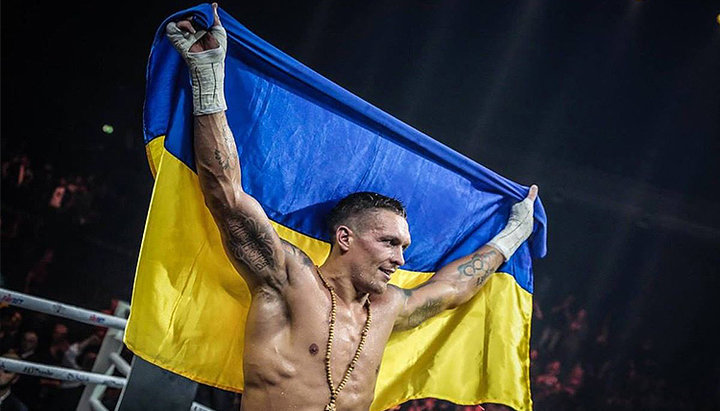 Абсолютний чемпіон світу в першій важкій вазі, український боксер Олександр Усик. Фото: xsport.ua