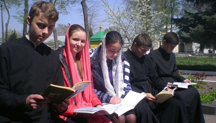 Начался прием документов в Черниговское духовное училище. Фото: сайт ЧДУ