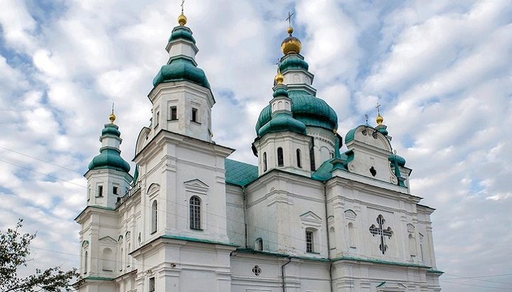 Καθεδρικός ναός της Αγίας Τριάδας του Τσερνίχιβ. Φωτογραφία: tur.nm.in.ua