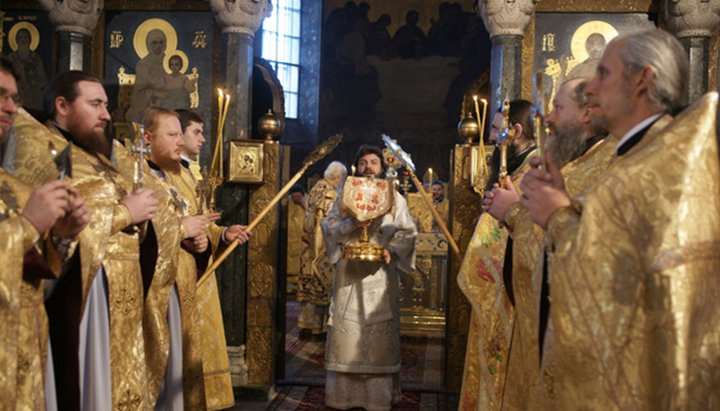 Літургія, на якій у 2011 році здійснили хіротонію насельника Свято-Успенської Києво-Печерської лаври архімандрита Філарета (Кучерова) в єпископа Дрогобицького. Фото: lavra.ua