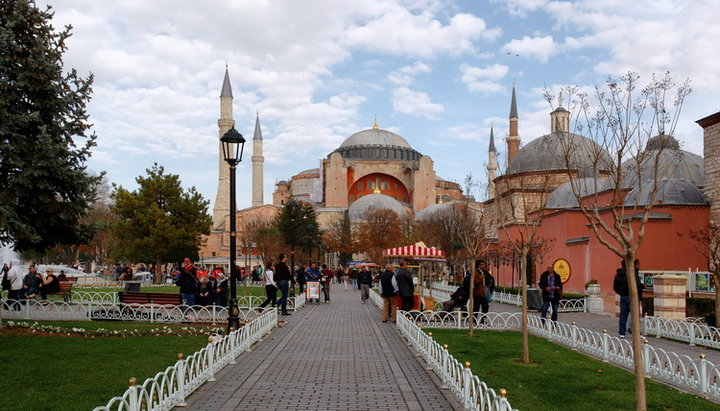 Храм Святой Софии в Стамбуле. Фото: tonkosti.ru