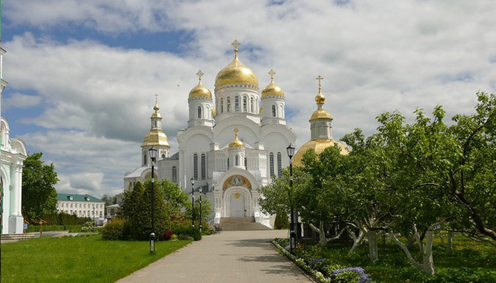 Свято-Троицкий Серафимо-Дивеевский монастырь РПЦ. Фото: diveevo-monastyr.ru