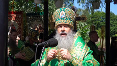 Ієрарх УПЦ розповів про диво, що сталося зі святою водою його парафіянки