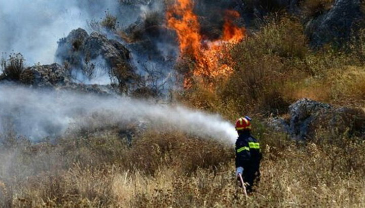 Пожар на Святой горе Афон. Фото: orthodoxtimes.com 