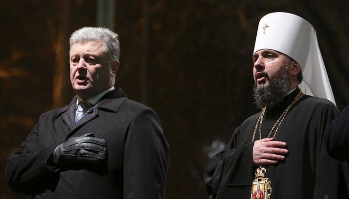 Petro Poroshenko and the head of the OCU Epiphany Dumenko. Photo: UNIAN