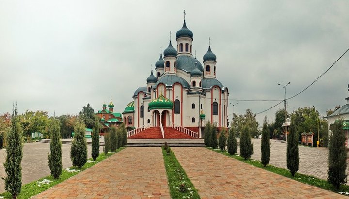 Монастырь в честь святой праведной Анны на Анниной горе. Фото: pp.userapi.com