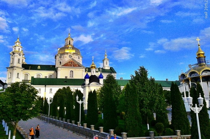 На Волині розпочався міжнародний хресний хід у Почаївську лавру