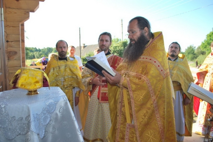 У селі Замостя на Волині освячено новий храм УПЦ на честь святої Марії Магдалини