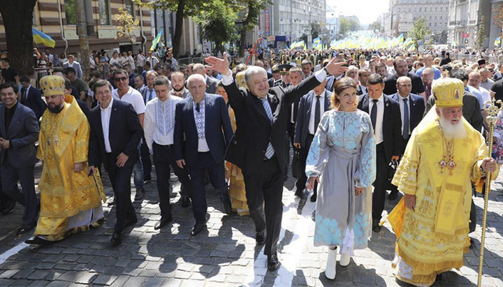 Novinski: Poroșenko a trădat cu ușurință Biserica pentru că era 