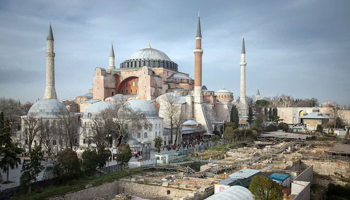 Hagia Sophia Cathedral in Istanbul. Photo: macos.livejournal.com