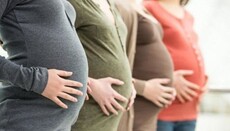 Зі зміною Конституції в РПЦ надіються на заборону сурогатного материнства
