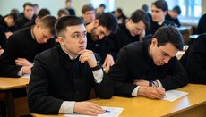 В РФ выпускников зарубежных духовных школ хотят обязать отучиться в России