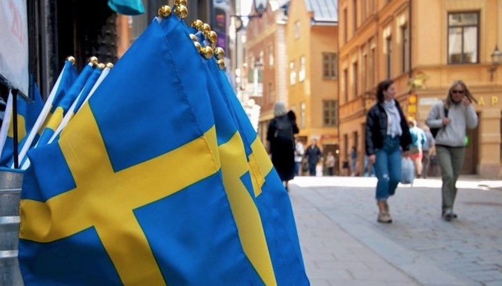 Шведський професор виступив проти хреста на прапорі країни. Фото: novenanews