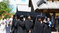 В Святогорской лавре состоялось отпевание архимандрита Серафима