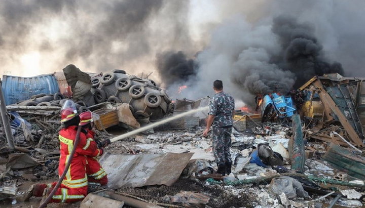 Explosion in the port of Beirut. Photo: Twitter.сom / Muhammadsmiry