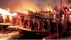 Верующие Черногории совершили первый протестный крестный ход на лодках