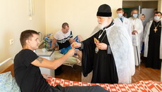 Глава БПЦ посетил в больнице пострадавших в ходе протестов в Беларуси
