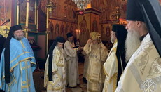 Патриарх Феофил и духовенство РПЦ совершили богослужение на горе Фавор