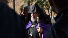 Папа Франциск обсудил с главой Армянской церкви конфликт в Карабахе