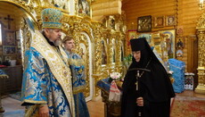 Полтавський архієрей вручив жезл настоятельці Горбанівського монастиря УПЦ