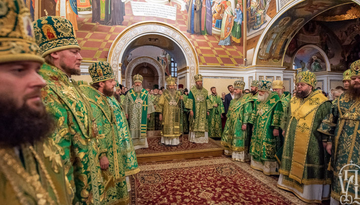 Митрополит Онуфрій очолив всеношну в Києво-Печерській лаврі. Фото: news.church.ua