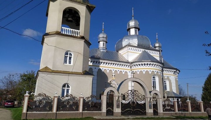 На Буковине неизвестные пытались ограбить храм УПЦ