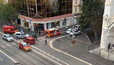 У базилики Нотр-Дам в Ницце террорист обезглавил женщину