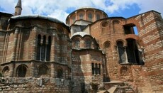 Власти Турции отложили проведение первой мусульманской молитвы в храме Хора