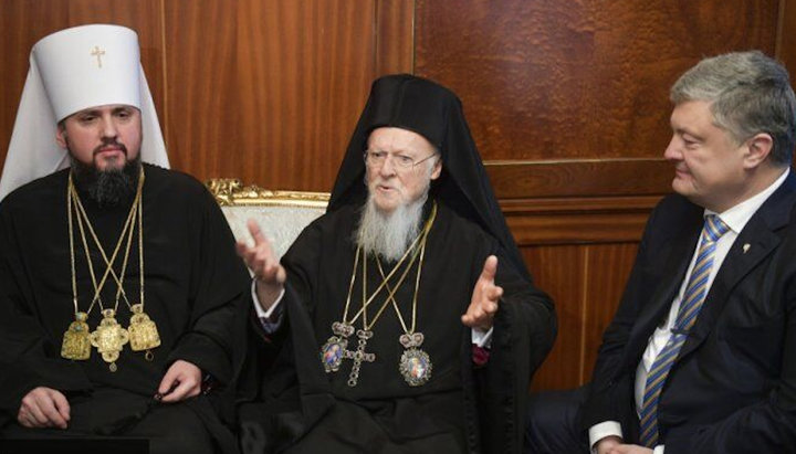 Επιφάνιος Ντουμένκο, Πατριάρχης Βαρθολομαίος και Πετρό Ποροσένκο. Φωτογραφία: nation-news.ru