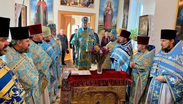 Чин освящения и литургию возглавил епископ Сергий (Аницой). Фото: facebook.com/Епископ Сергий