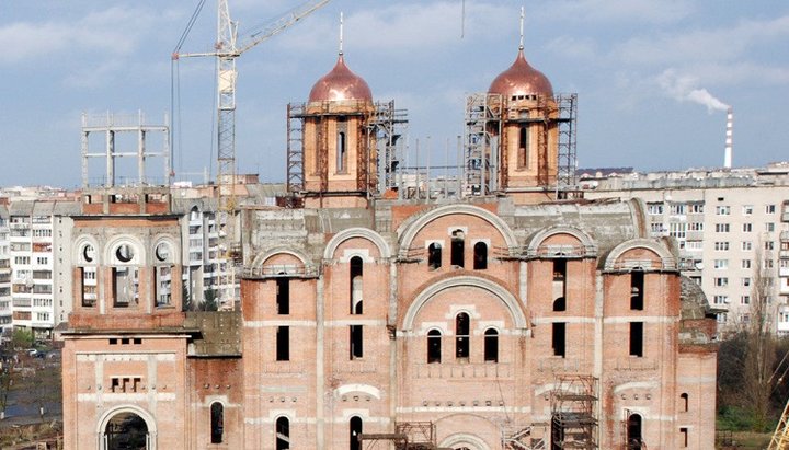 Храм Всіх Святих Землі Волинської ще будується. Фото: sobor-vs.church.ua