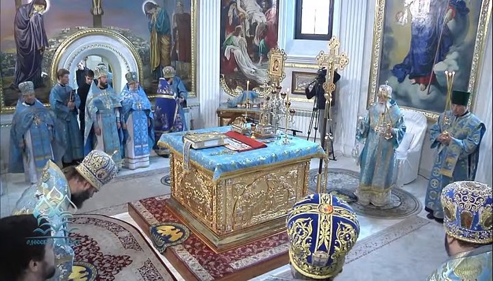 Богослужіння очолив митрополит Агафангел. Фото: скріншот відео з Youtube-каналу Одеської єпархії