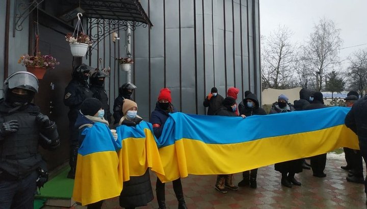 Свято-Успенський храм УПЦ в Михальчі, 12.12.2020. Фото: Інформаційний відділ Чернівецької єпархії