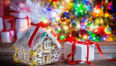 УПЦ запрошує взяти участь в акції «Подарунок сироті на Різдво»